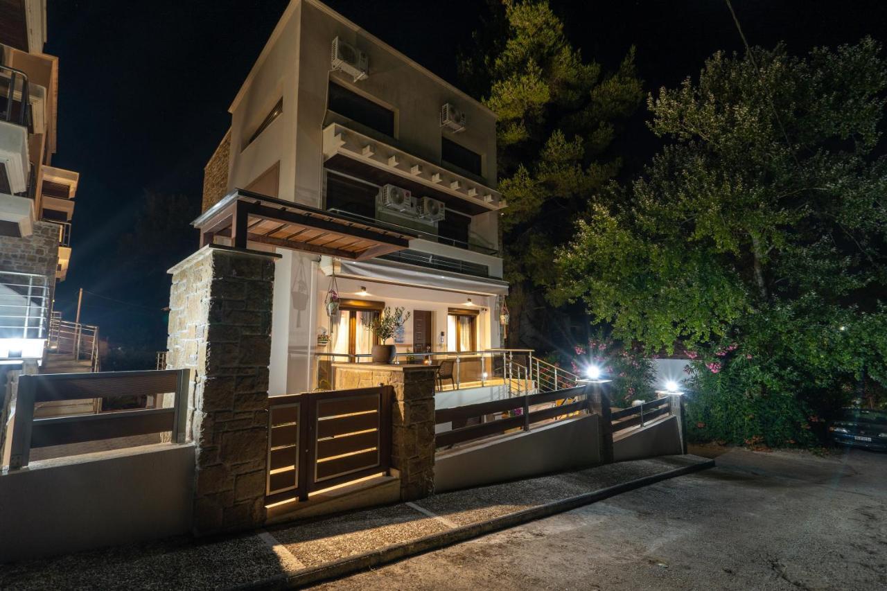 νεφέλη: ολόκληρο σπίτι για αξέχαστες διακοπές στη σιβηρή Siviri